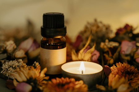 Explorando los Beneficios de la Aromaterapia: Aceites Esenciales que Transforman tu Bienestar - Ritualic